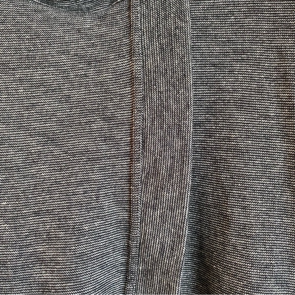 Blondie. Tunic sweater. Small. Grey. Cowl neck. Stretchy. - Picture 2 of 7